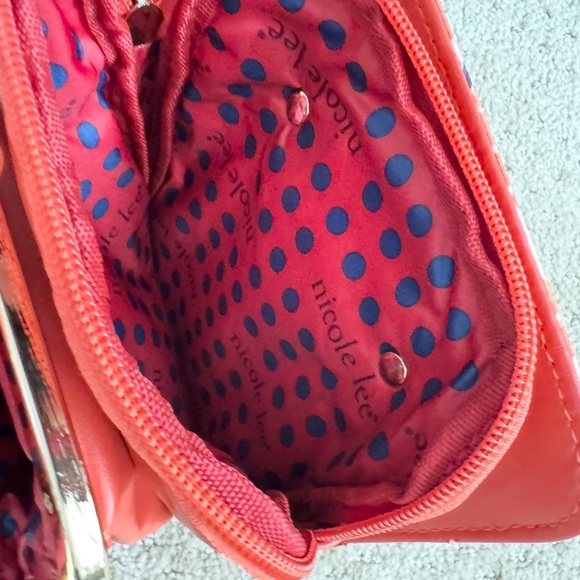 NICOLE LEE USA World Tour Dogs/Cats Hollywood Crossbody Designer Bag Purse (NWT) - Picture 11 of 16